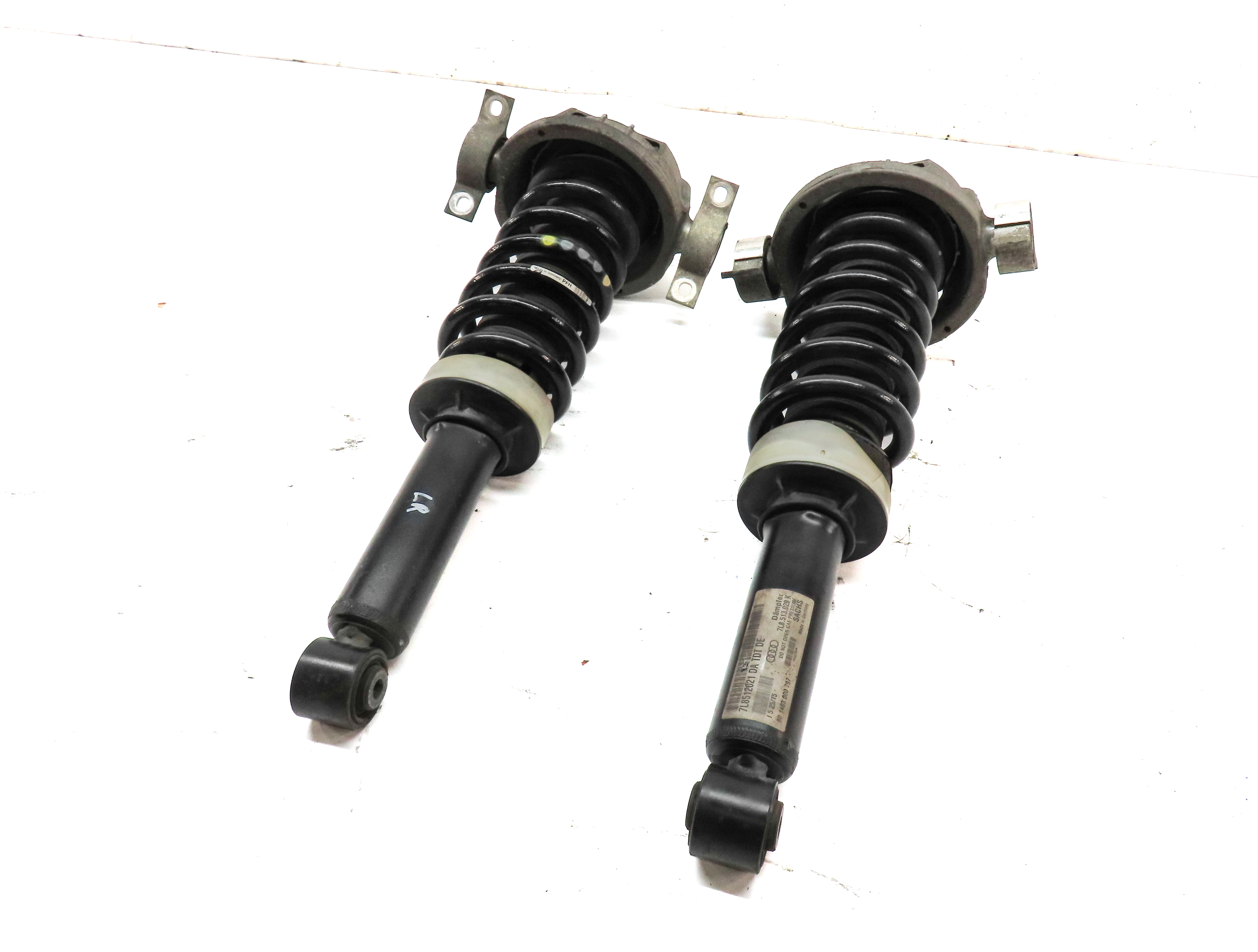 2007-2015 AUDI Q7 (4L) REAR LEFT & RIGHT SHOCK STRUT SET-2 (COMFORT SUSPENSION) — exact item pictured